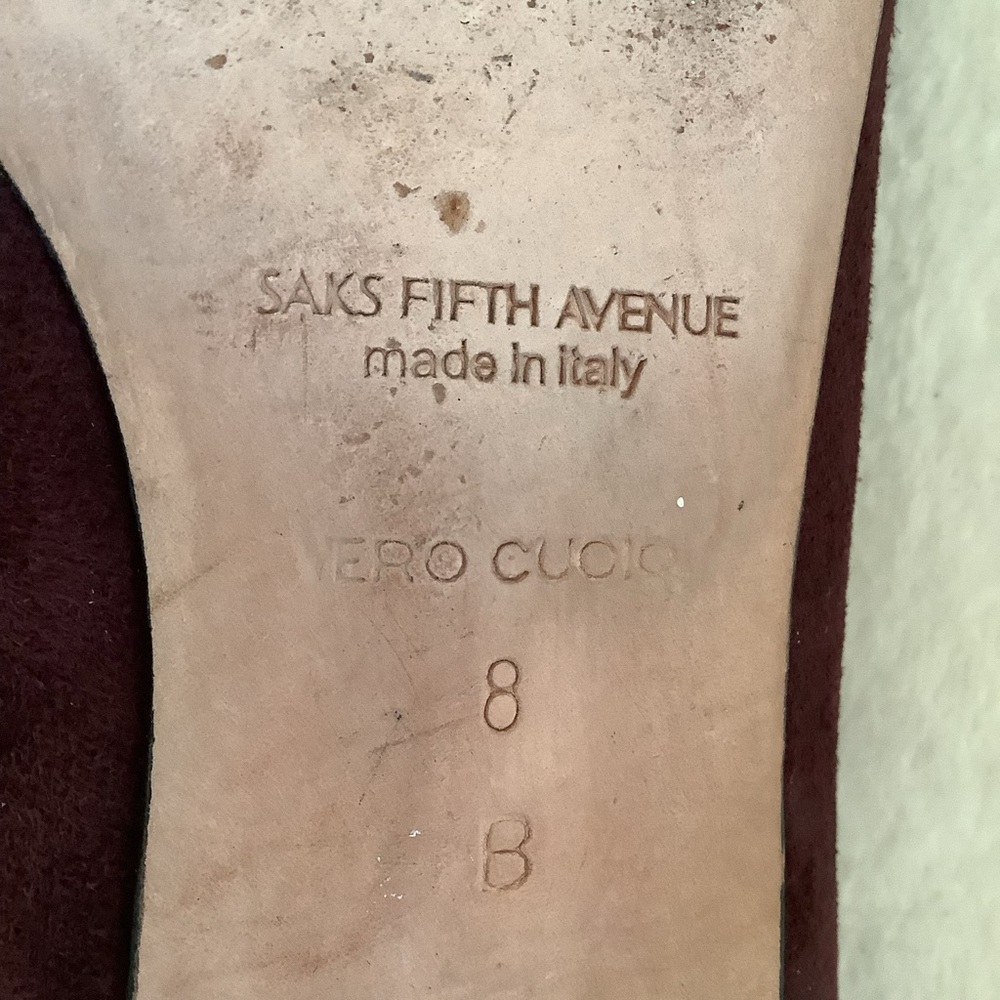 Saks Fifth Avenue ITALY Bordeaux Flats - Picture 4 of 8